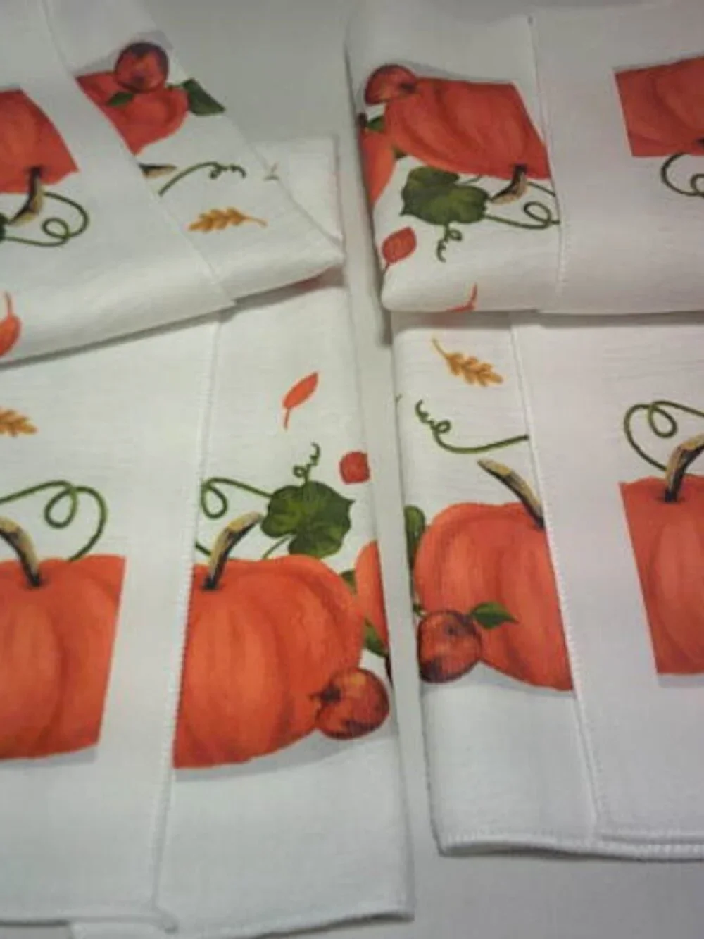 2 NEW HOME COLLECTION MICROFIBER KITCHEN TOWELS FALL PUMPKIN PATCH DESIGN HAYRID